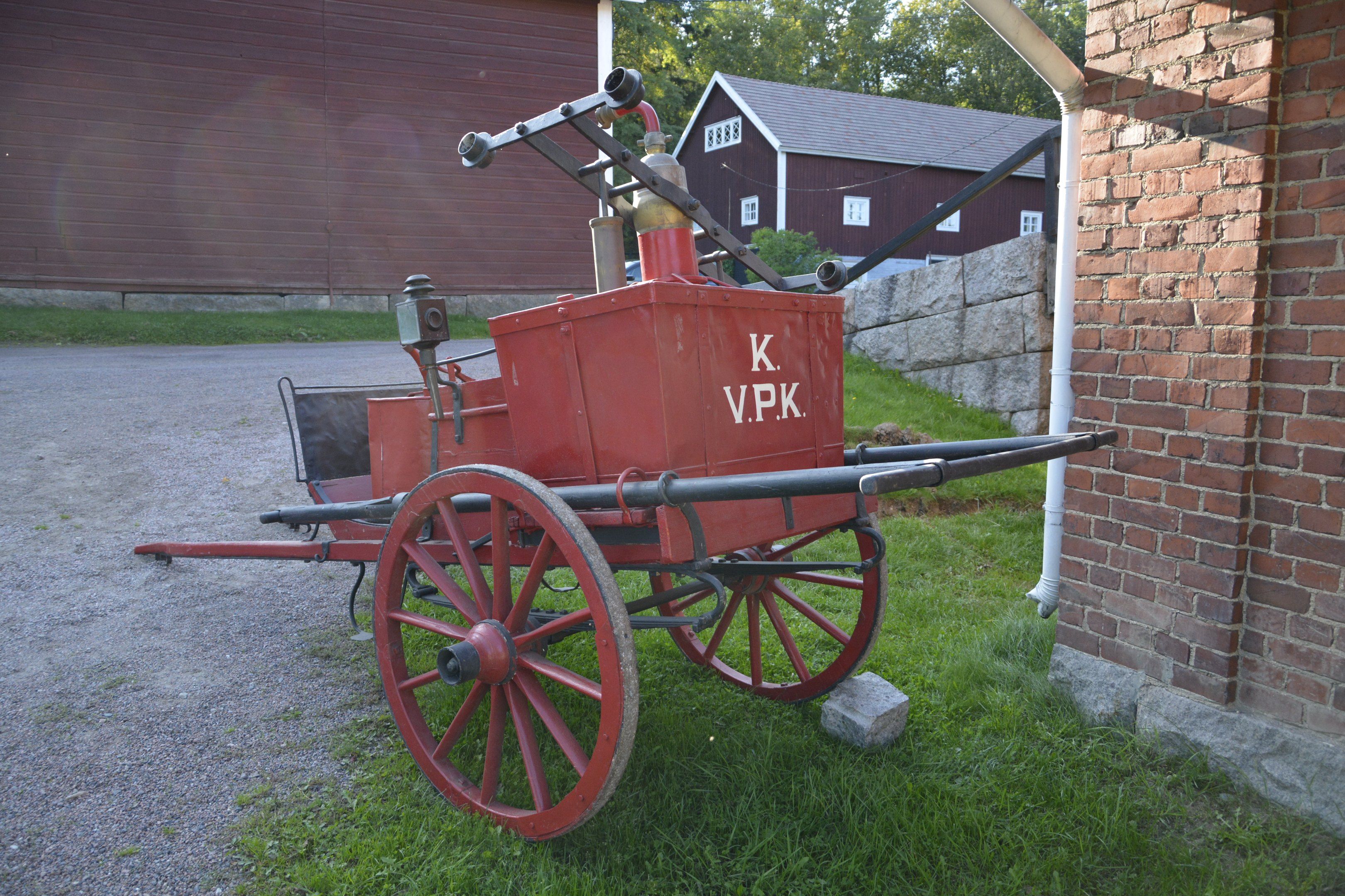 Kaarinan VPK:n vanha käsivoimaruisku vuodelta 1900