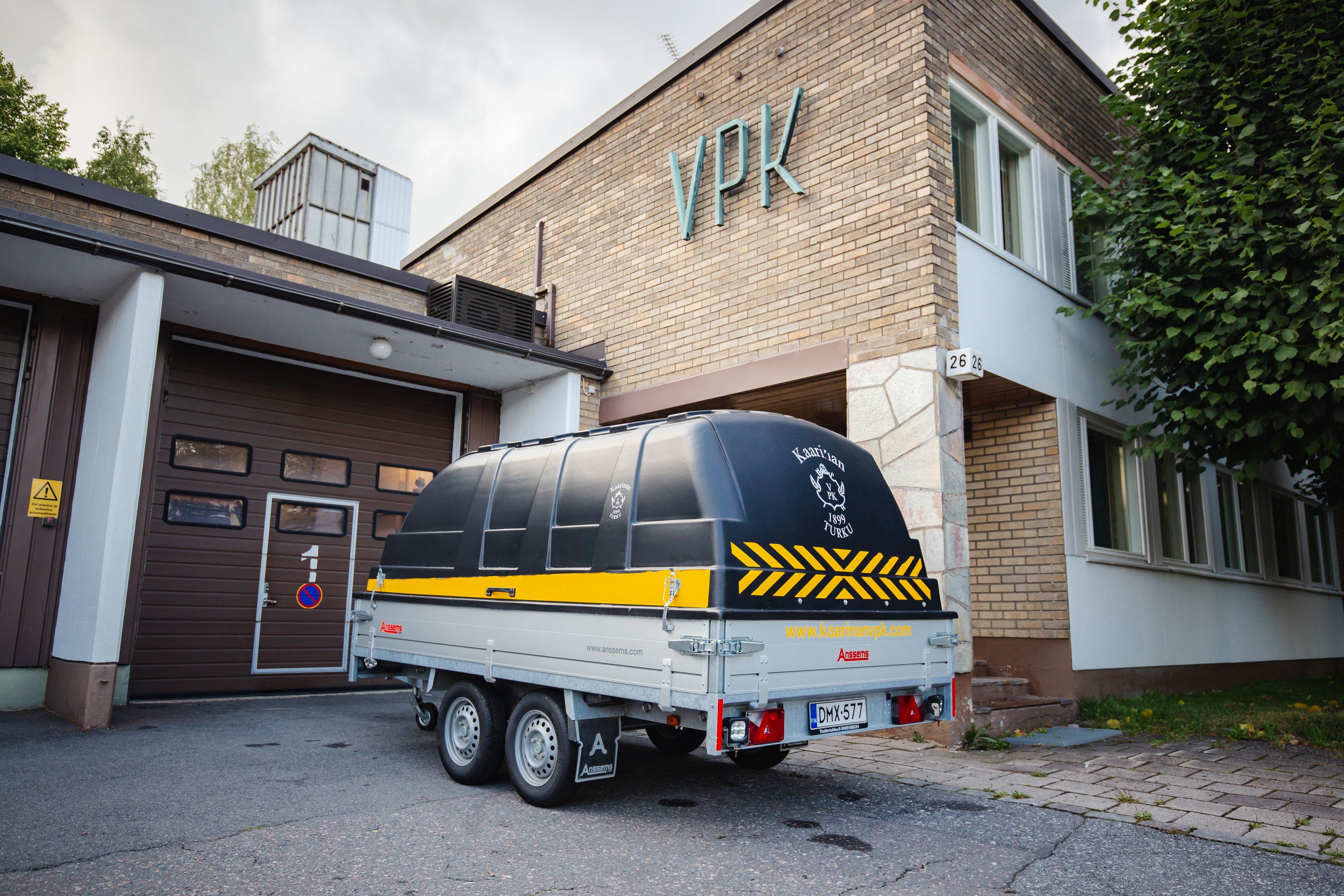 Kuomuperäkärry, kuva 2